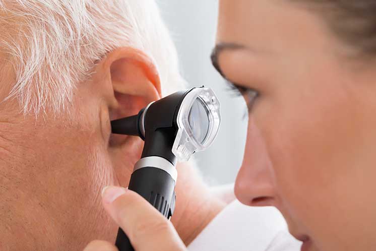 Image show ear examination